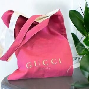NEW Gucci Beauty GWP Canvas Reversible Tote in Pink/Beige with Gold Gucci Print